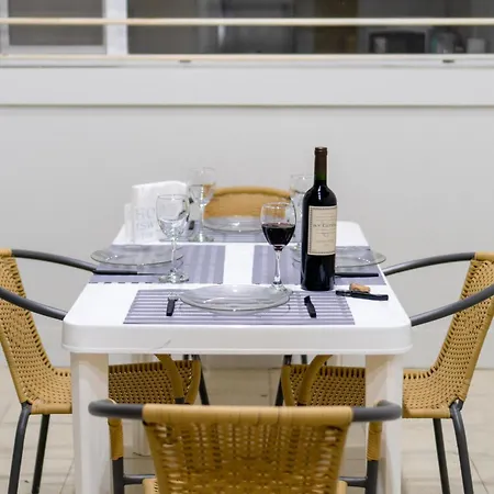 Maca Tobiano, Amplio, Calido, A Pasos Del Mar Apartment Puerto Madryn Exterior photo